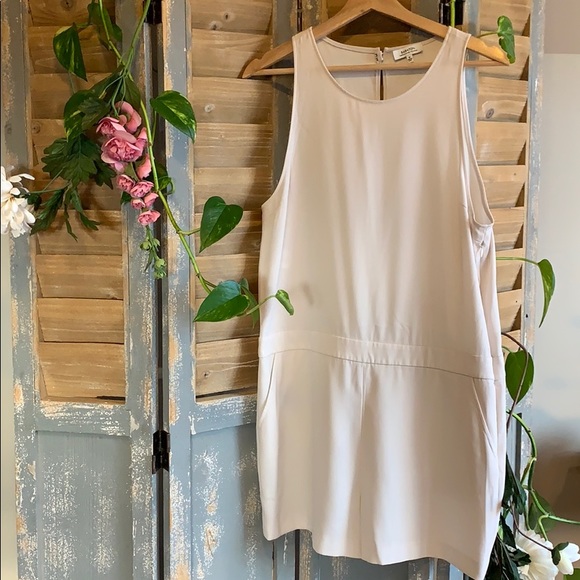 Babaton Other - Babaton Ozzy Romper Bone with pockets🦜